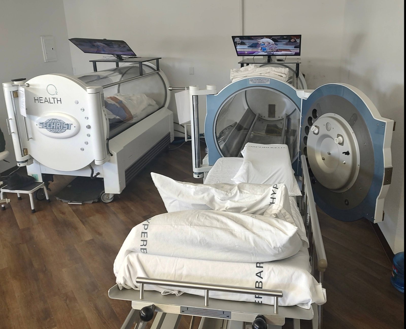 Cypress Coast Hyperbarics Interior